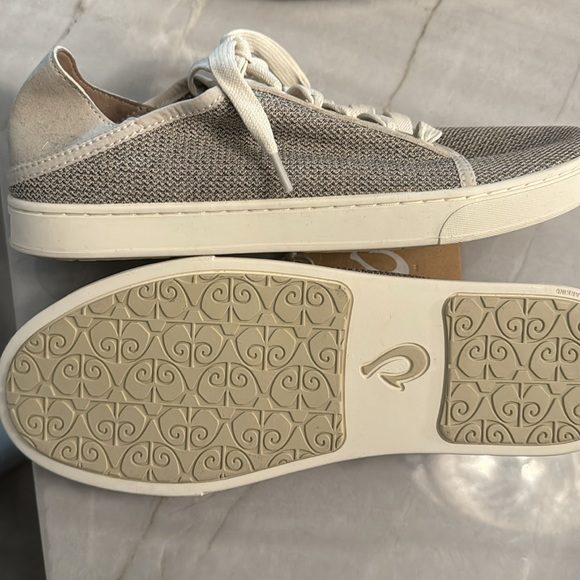 OluKai Pehuea Li Women’s Sneakers Sz 10 - Picture 8 of 8